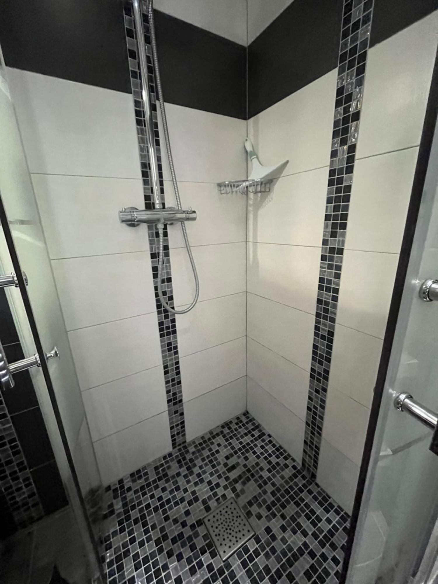 L'amanderaie Piscine Privee A Cote De Lourmarin Luberon Apartment Cadenet